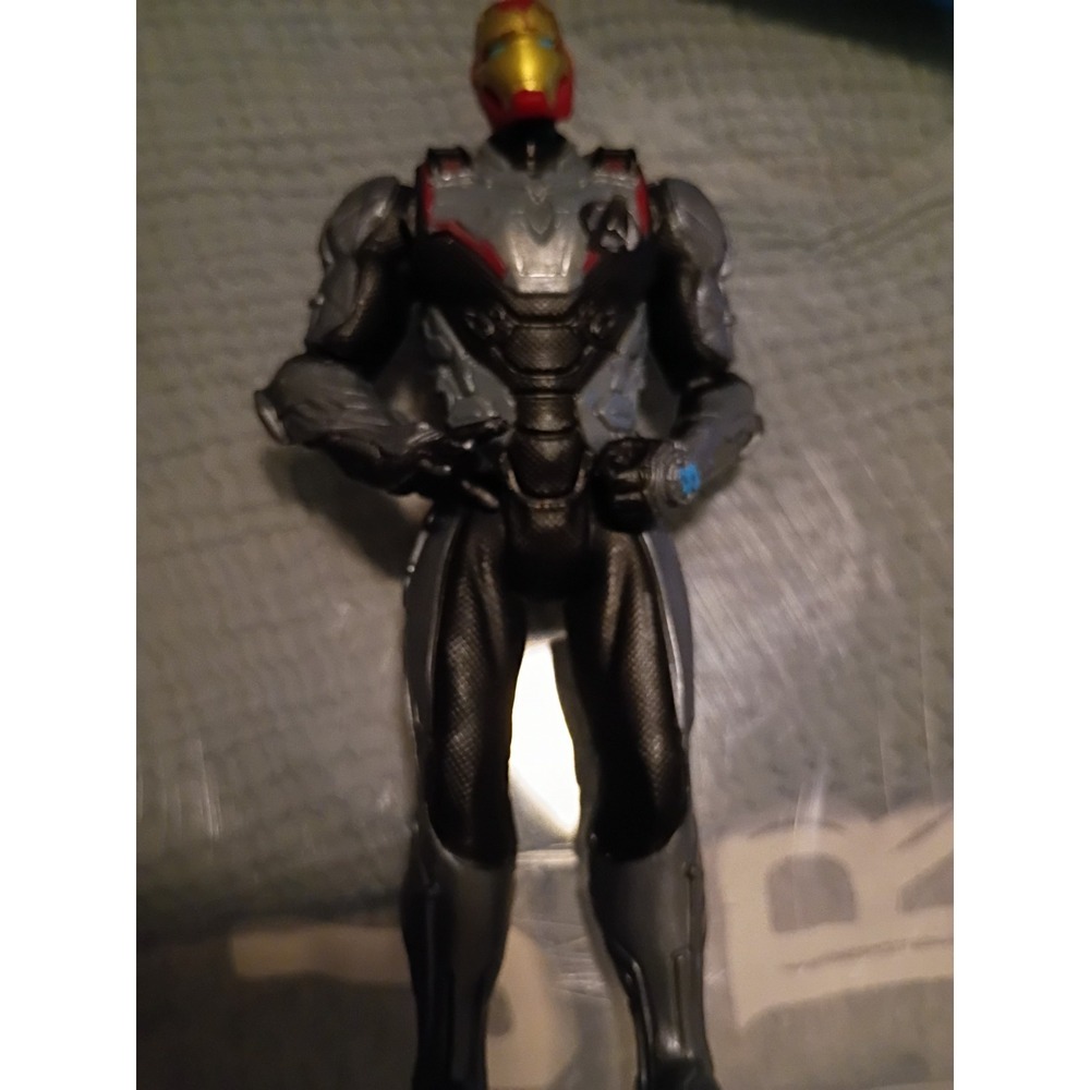 Good Used Condition 2018 Hasbro Marvel Avengers: Iron Man